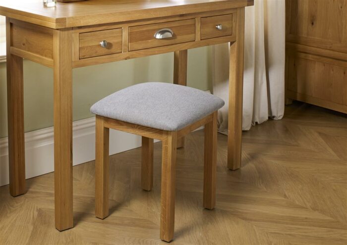 BIRLEA Woburn Stool-15066