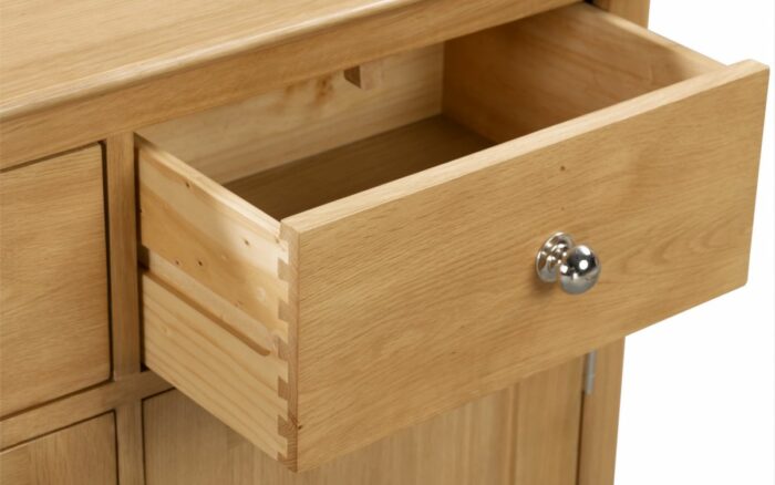 julian bowen Cotswold Sideboard oak -17448