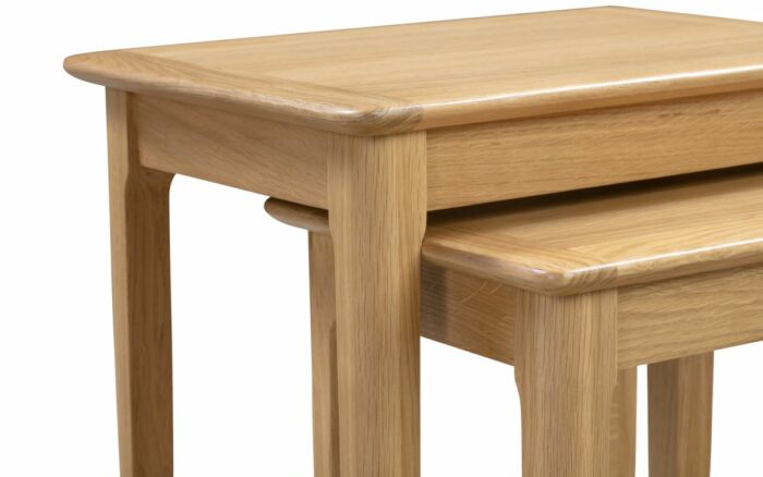 julian bowen Cotswold Nest of 2 Tables oak-17431