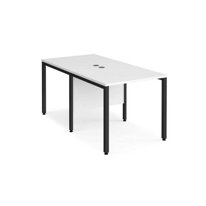 DAMS Maestro 25 back to back straight desks-26737