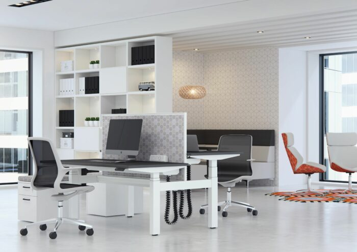Elite Tempo Agile Seating Mesh Back Chair with Black Mesh & White Shell (Silver Base)-33648